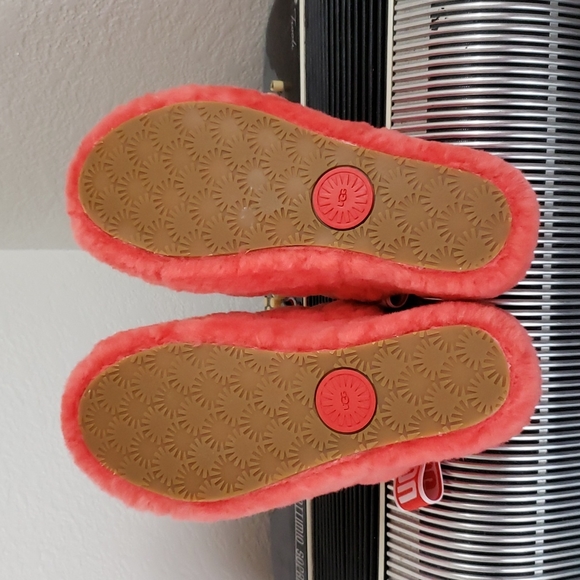 NWT-SUPER CUTE UGG FLUFF YEAH CORAL OPEN TOE SLING BACK SLIPPERS - Picture 6 of 6